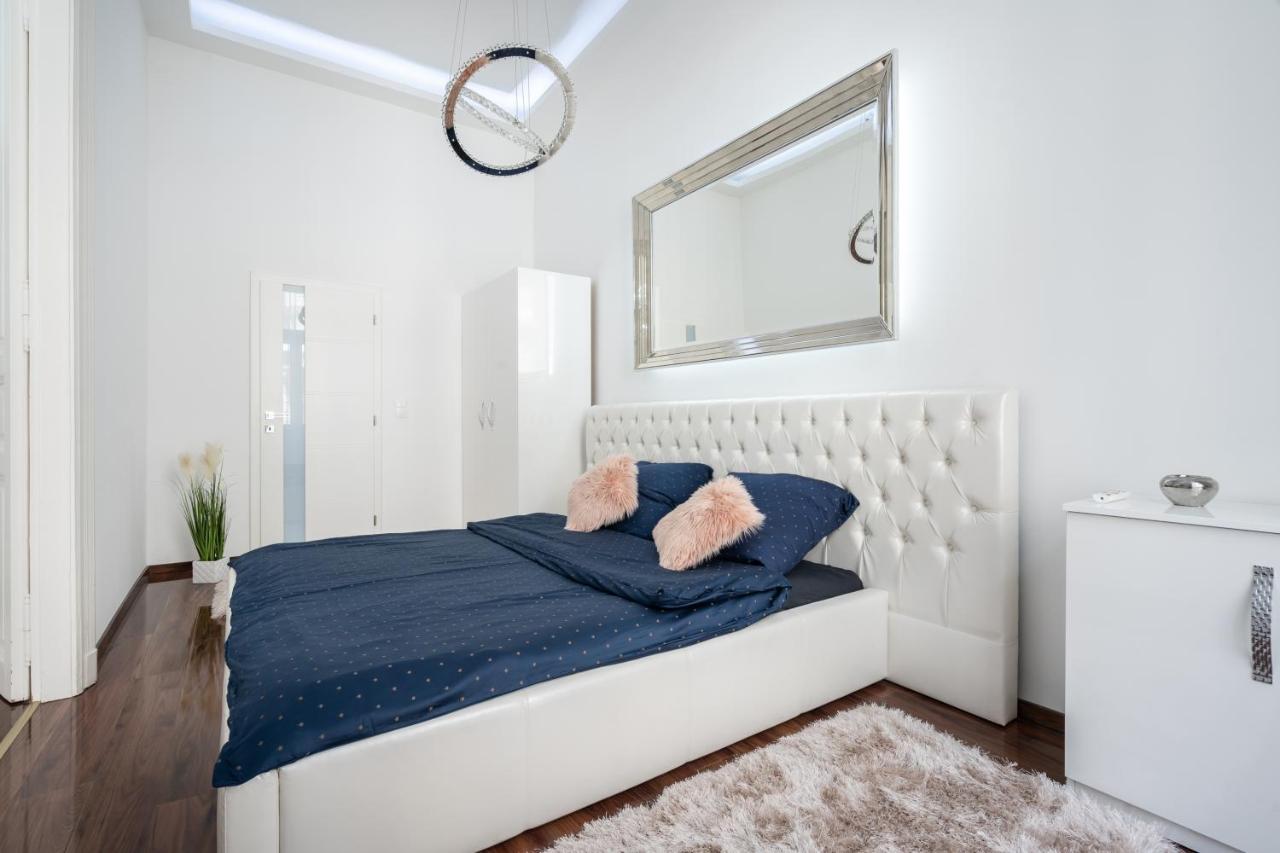 Opera Balkony Luxury Apartment With Free Parking Budapest Ngoại thất bức ảnh