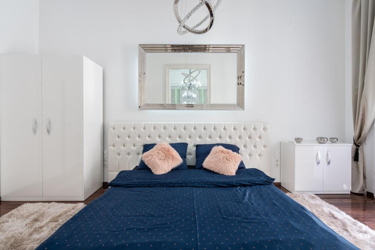 Opera Balkony Luxury Apartment With Free Parking Budapest Ngoại thất bức ảnh