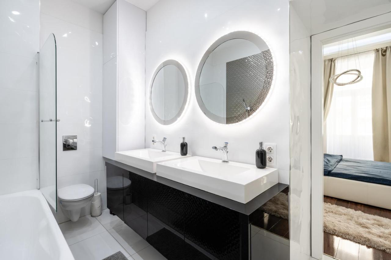 Opera Balkony Luxury Apartment With Free Parking Budapest Ngoại thất bức ảnh