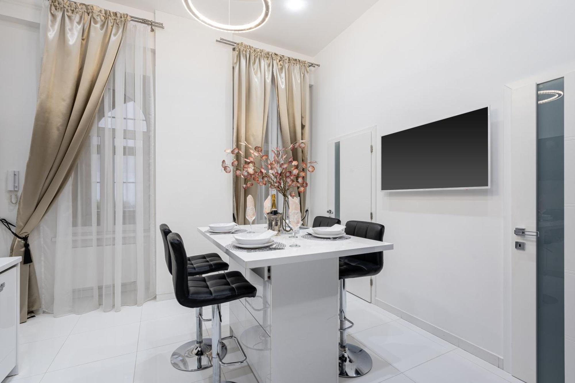 Opera Balkony Luxury Apartment With Free Parking Budapest Ngoại thất bức ảnh