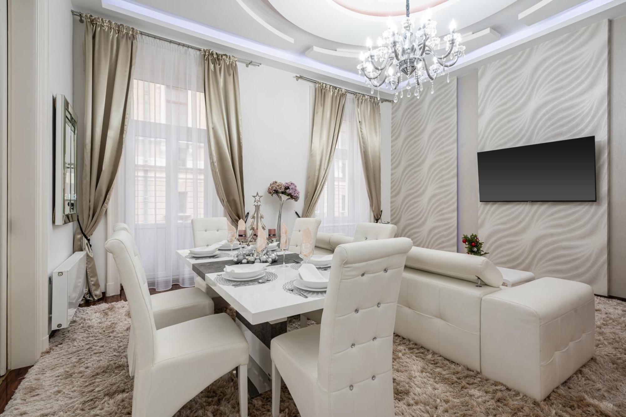 Opera Balkony Luxury Apartment With Free Parking Budapest Ngoại thất bức ảnh