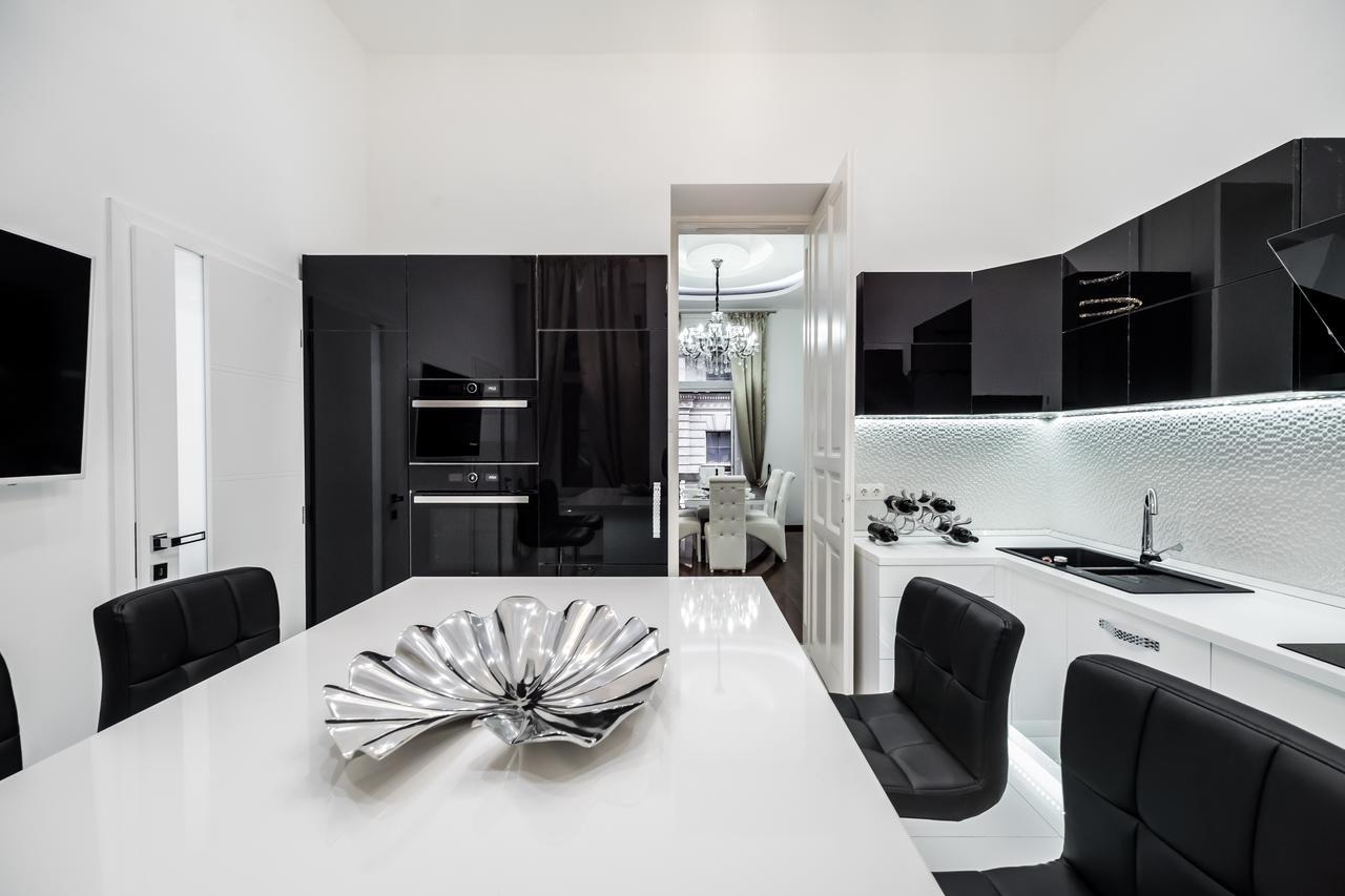Opera Balkony Luxury Apartment With Free Parking Budapest Ngoại thất bức ảnh