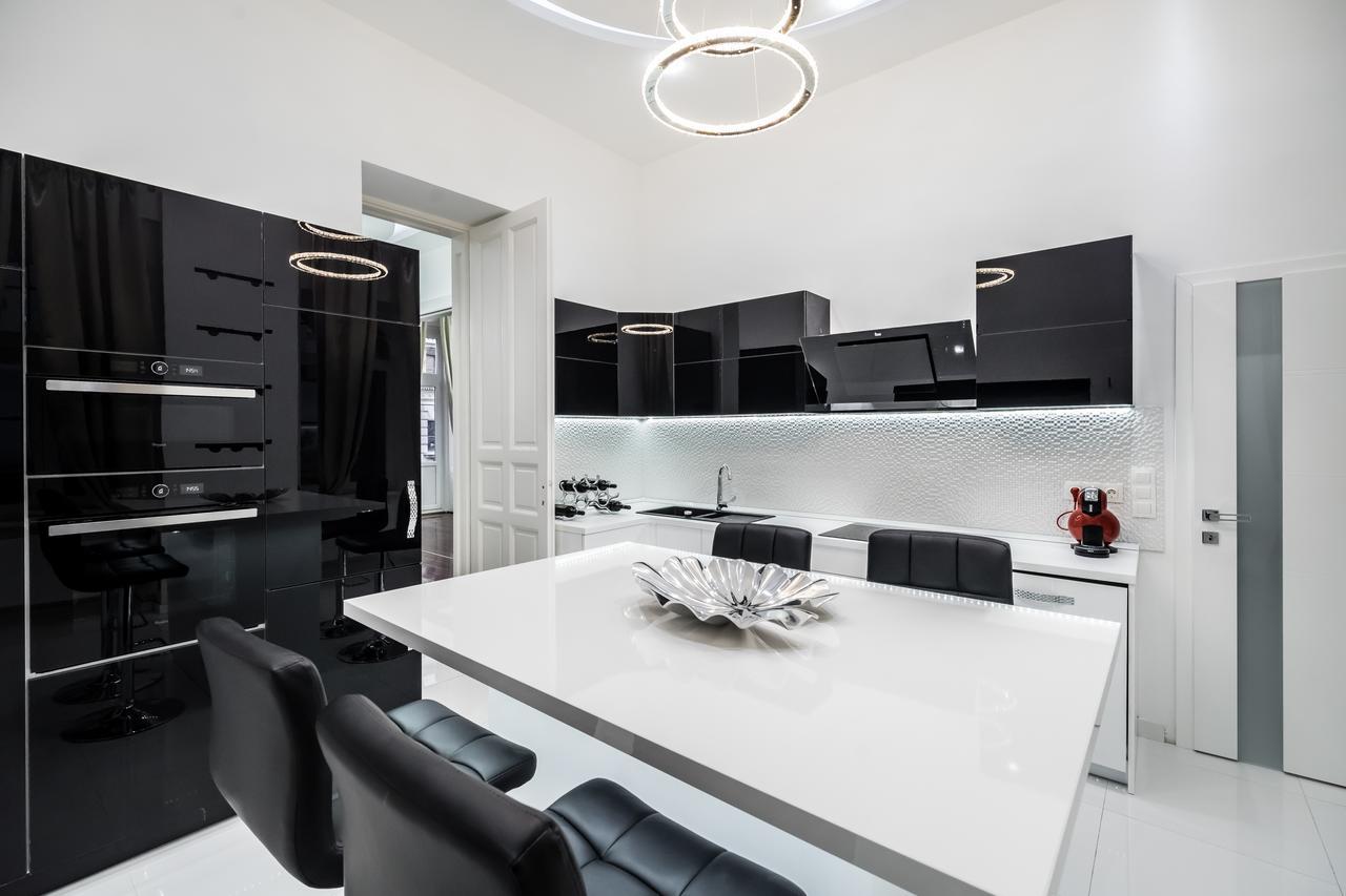 Opera Balkony Luxury Apartment With Free Parking Budapest Ngoại thất bức ảnh